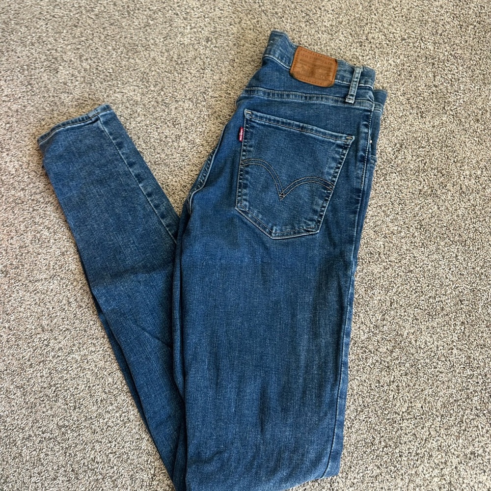 Women’s Levi’s Blue Denim Jeans